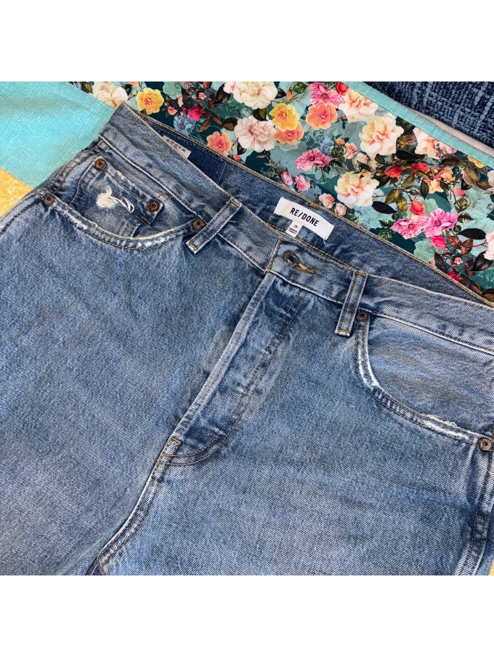 RE/DONE $275 90s High Rise Loose Classic Woman’s 29 Jeans in Light Blue Denim